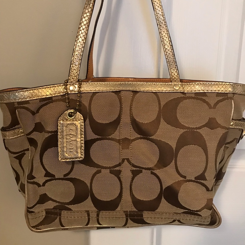 Coach purse